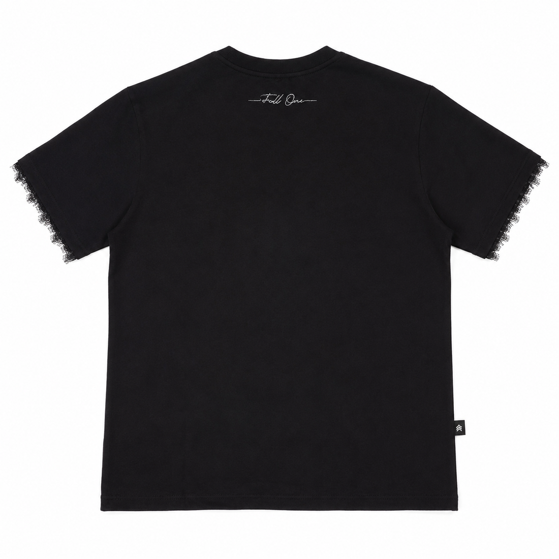 T-Shirt Femenina Encaje en Mangas Color Negro