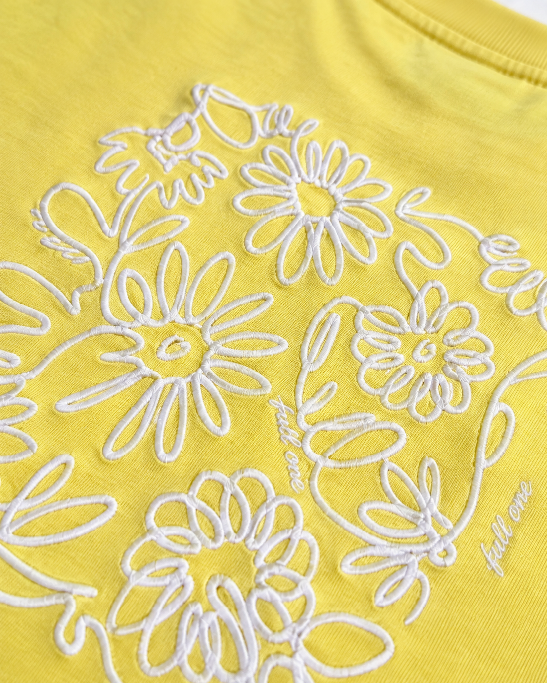 T-Shirt Femenina Color Amarillo